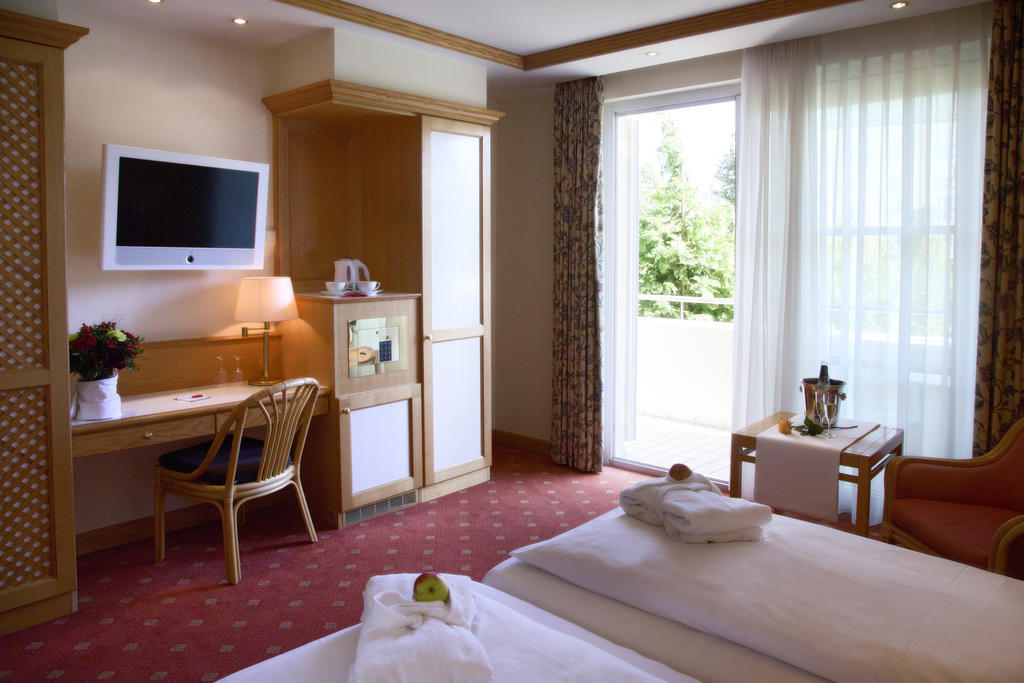 Thermenhotel Quellenhof Bad Füssing Exteriör bild